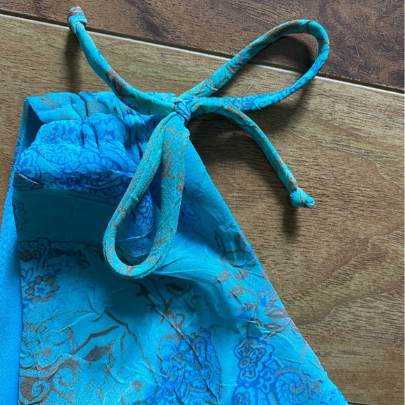 Beautiful Bohemian Design Dress - Picture 9 of 16